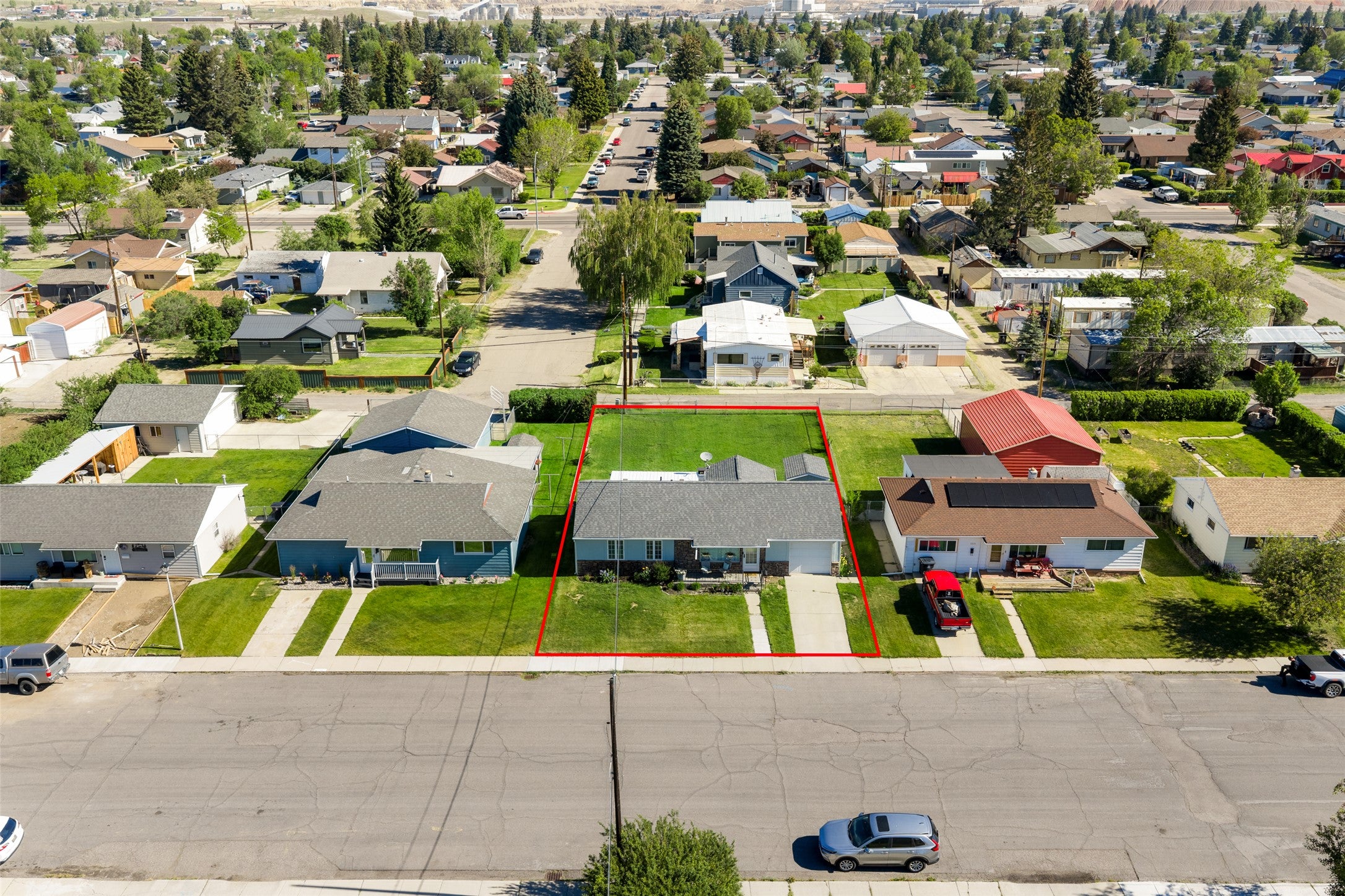 2205 North Drive