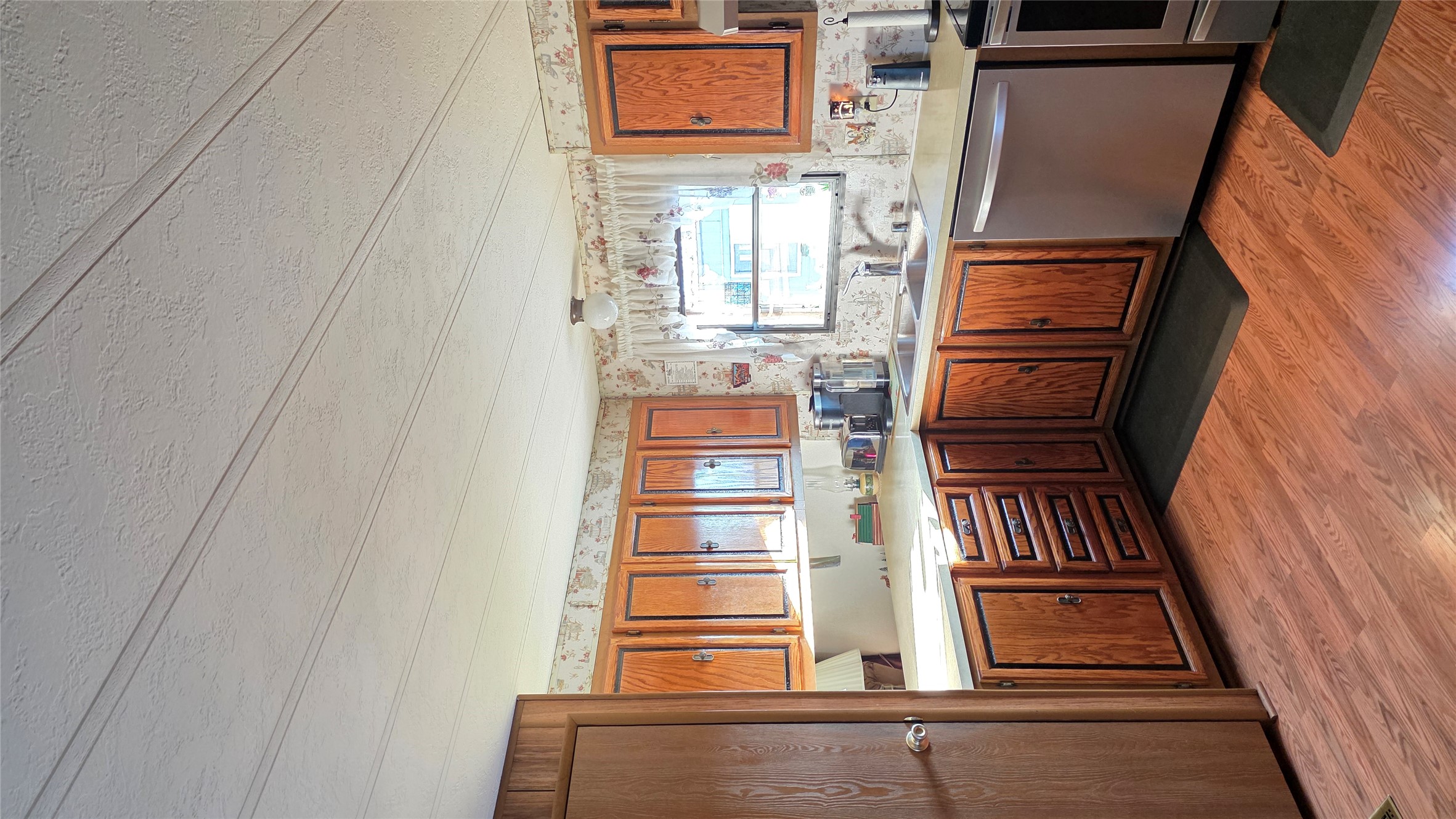 737 Curdy's Cove Loop 1