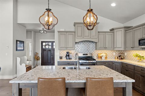 Tiny photo for 123 E Swift Creek Way, Kalispell, MT 59901 (MLS # 30068518)