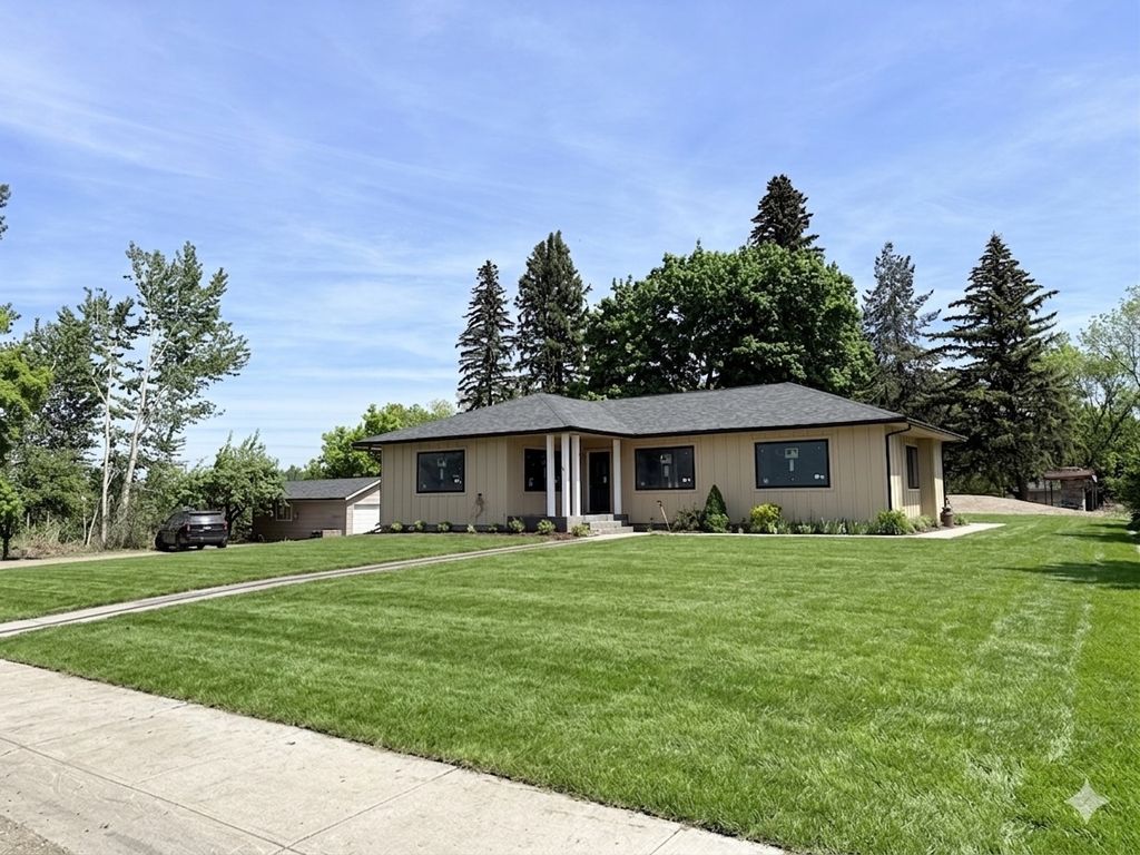 Photo of 658 Us Highway 93 S, Hamilton, MT 59840 (MLS # 30070948)