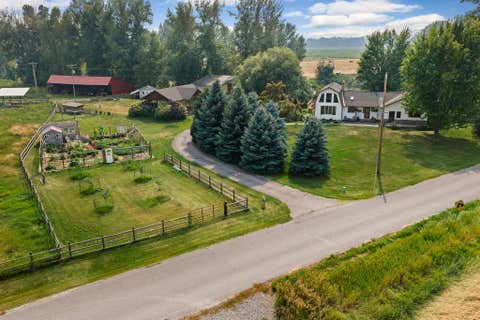 Tiny photo for 800 Steel Bridge Road, Kalispell, MT 59901 (MLS # 30076757)