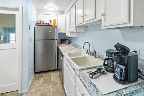 Tiny photo for 1108 6th Street W, Kalispell, MT 59901 (MLS # 30065950)