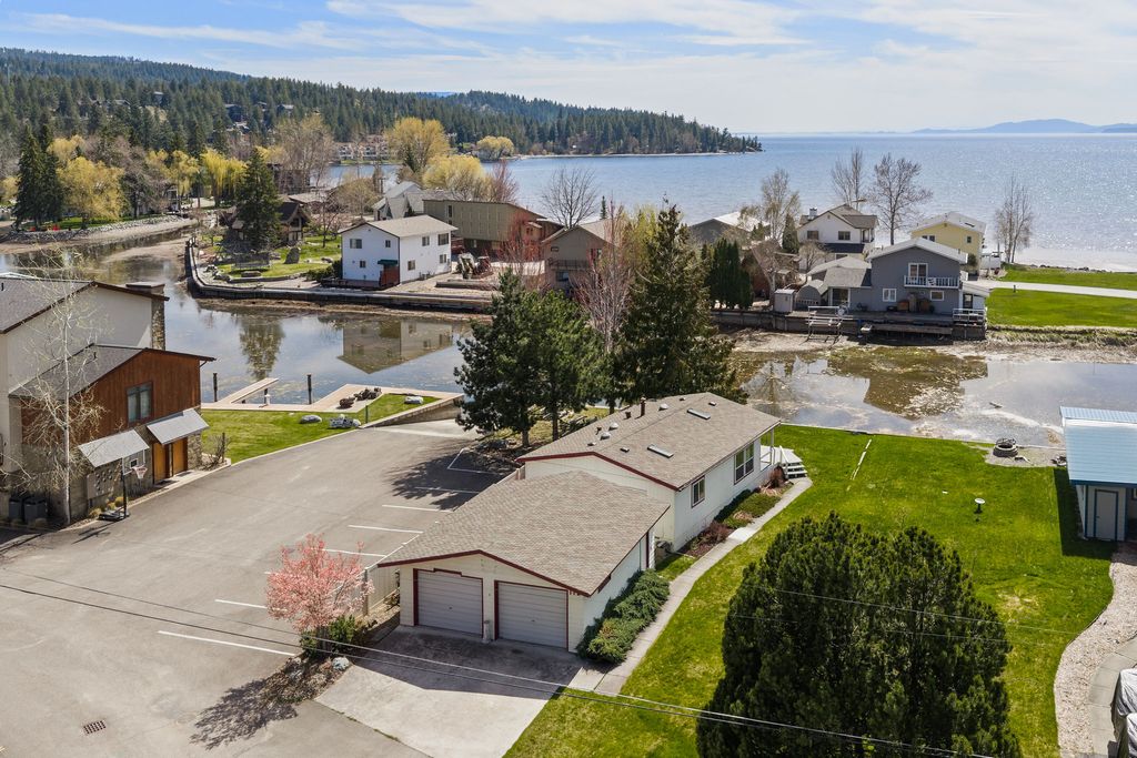 Photo of 112 Parkway Avenue, Bigfork, MT 59911 (MLS # 30069989)
