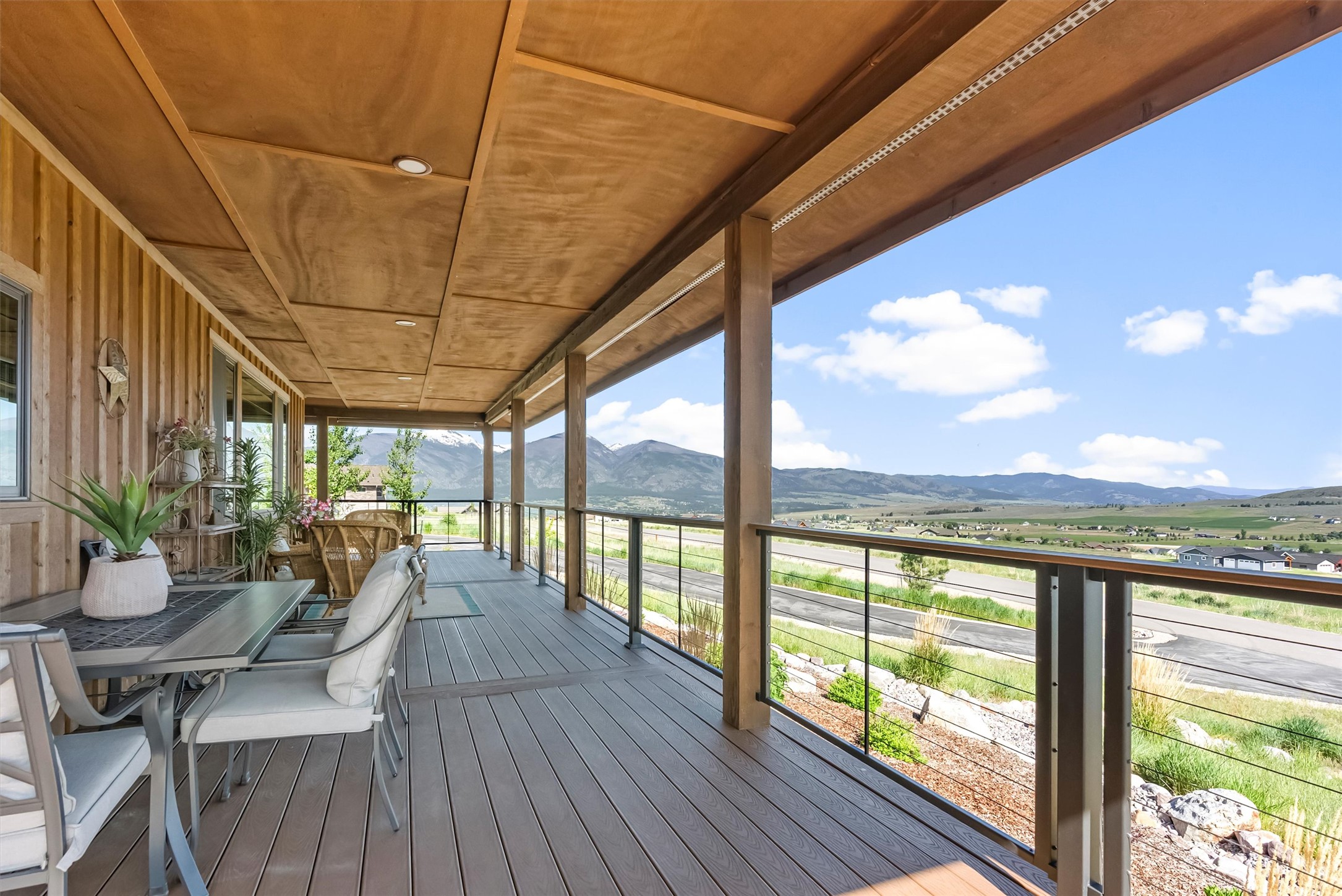 Florence, Montana 59833, United States, 3 Bedrooms Bedrooms, ,3 BathroomsBathrooms,Residential,Active,144106