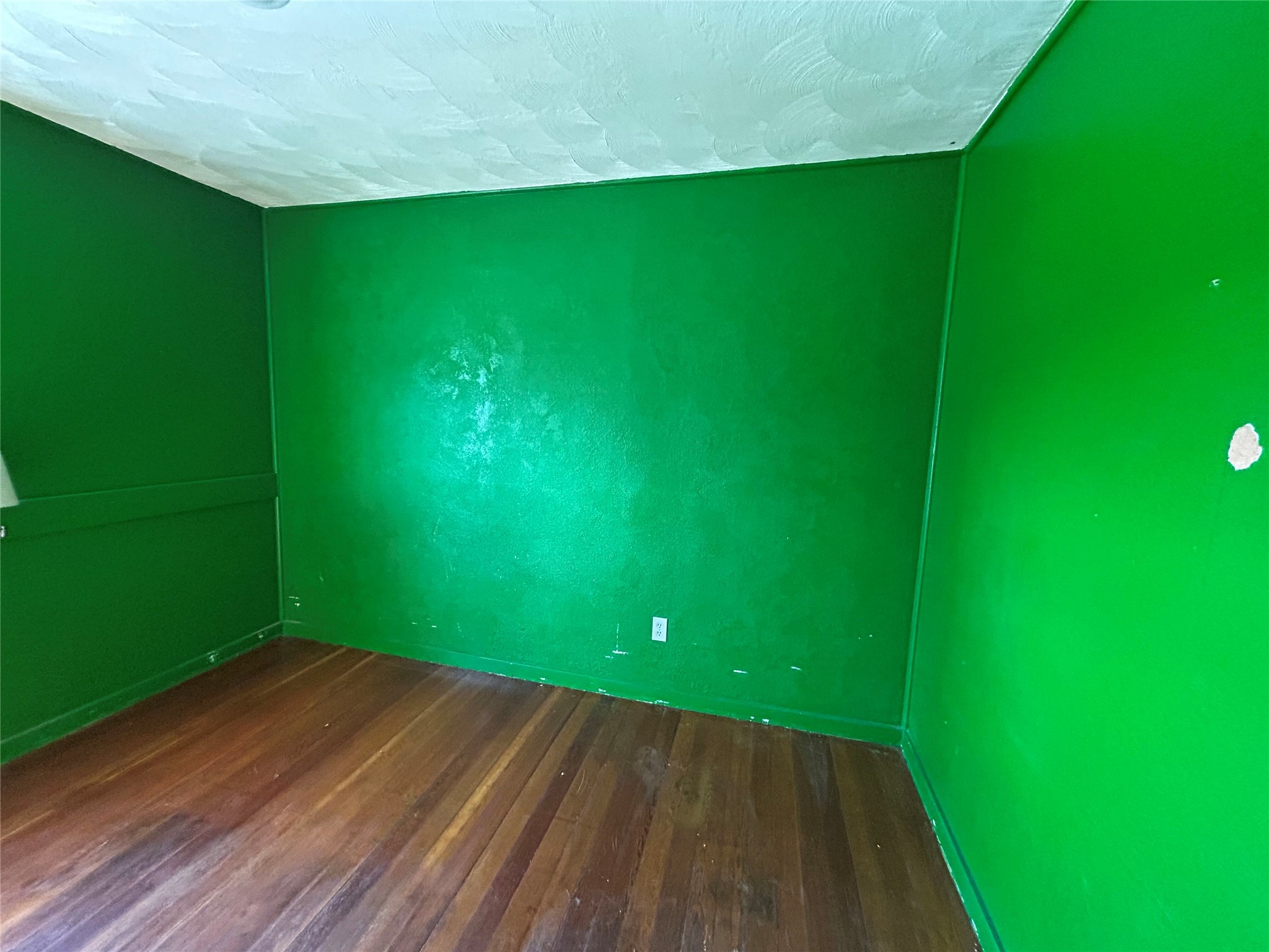 Frenchtown, Montana 59834, United States, 3 Bedrooms Bedrooms, ,2 BathroomsBathrooms,Residential,Active,199253