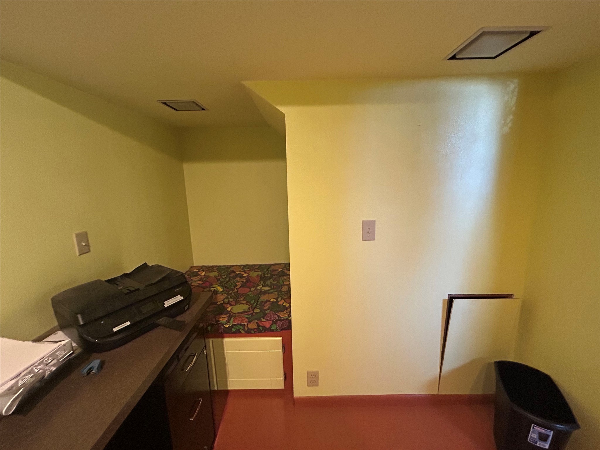 Frenchtown, Montana 59834, United States, 3 Bedrooms Bedrooms, ,2 BathroomsBathrooms,Residential,Active,199253