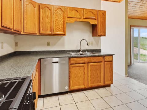 Tiny photo for 626 Ohio Street, Philipsburg, MT 59858 (MLS # 30072165)