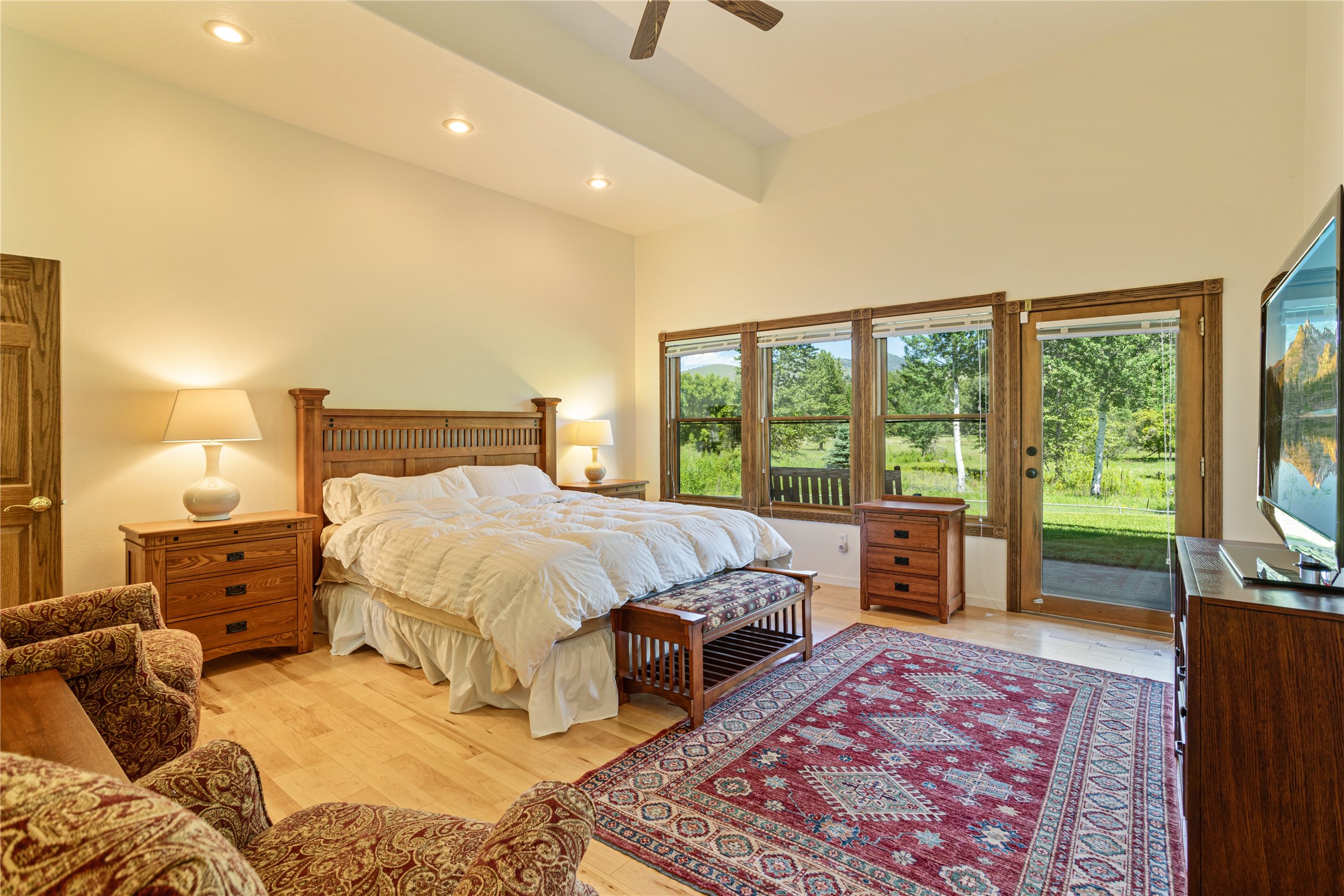 Lolo, Montana 59847, United States, 5 Bedrooms Bedrooms, ,5 BathroomsBathrooms,Residential,Active,67140