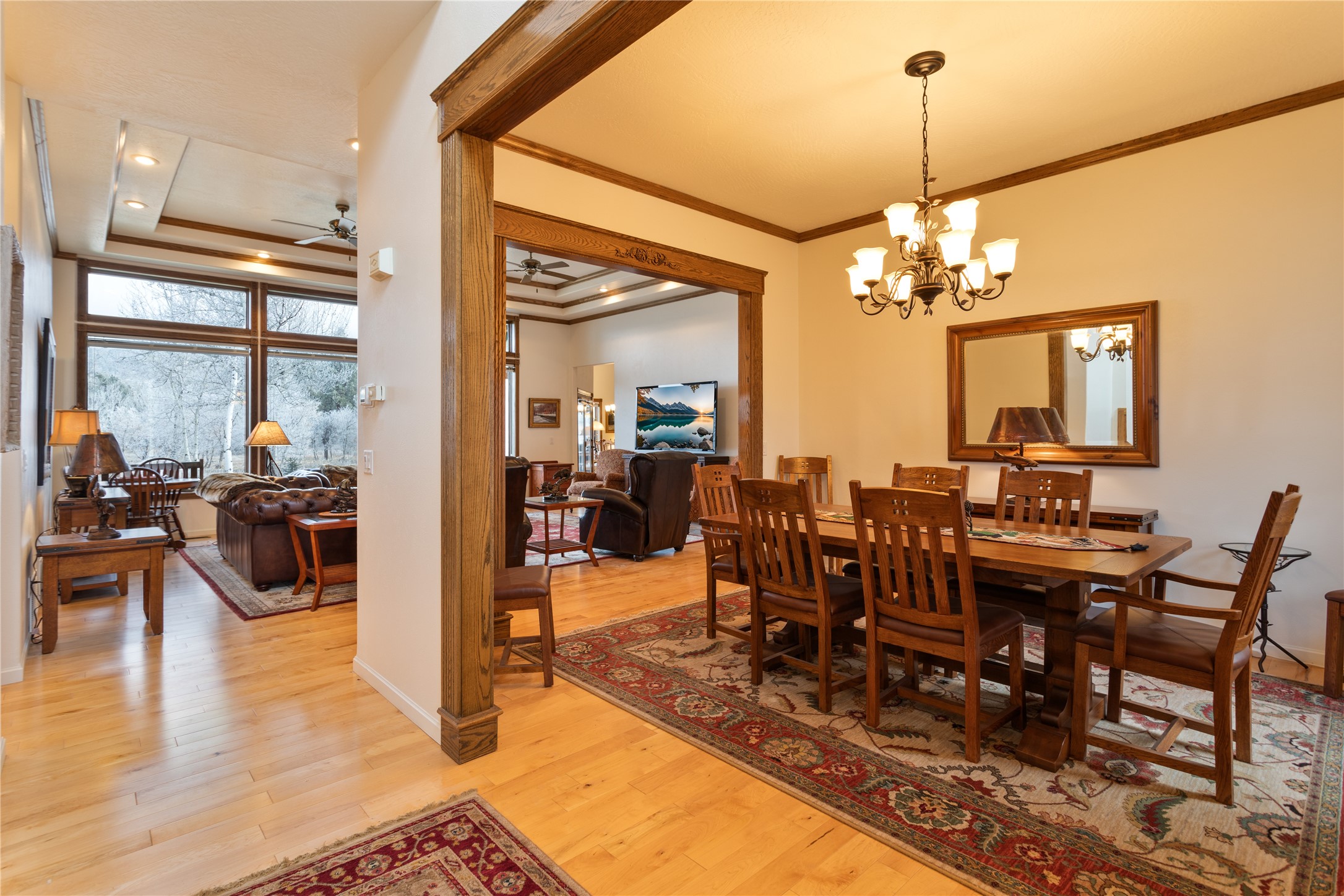 Lolo, Montana 59847, United States, 5 Bedrooms Bedrooms, ,5 BathroomsBathrooms,Residential,Active,67140