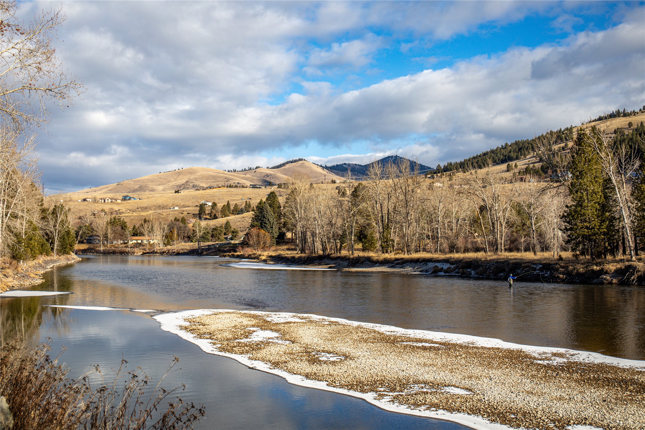 Lolo, Montana 59847, United States, 5 Bedrooms Bedrooms, ,5 BathroomsBathrooms,Residential,Active,67140