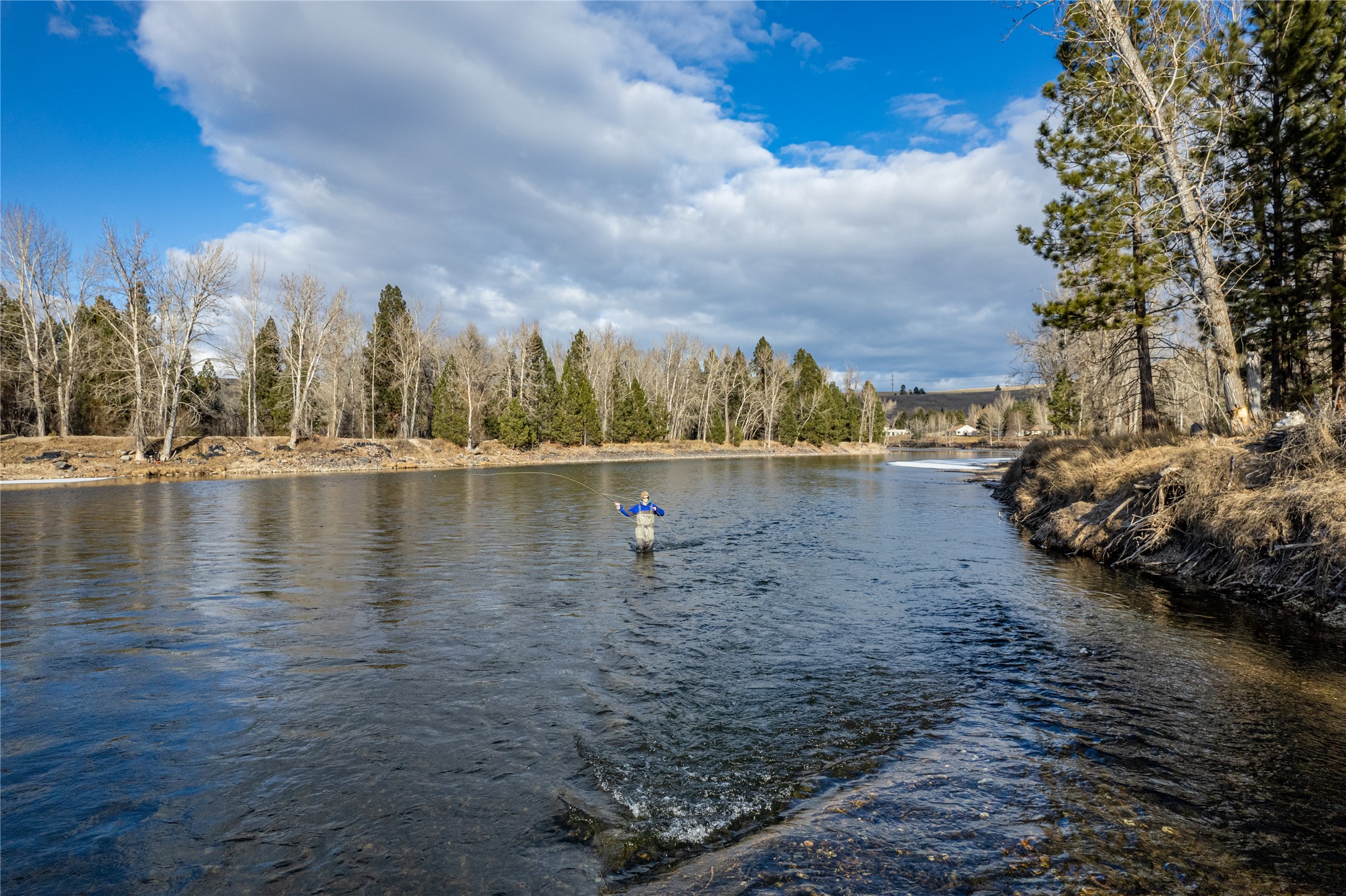 Lolo, Montana 59847, United States, 5 Bedrooms Bedrooms, ,5 BathroomsBathrooms,Residential,Active,67140