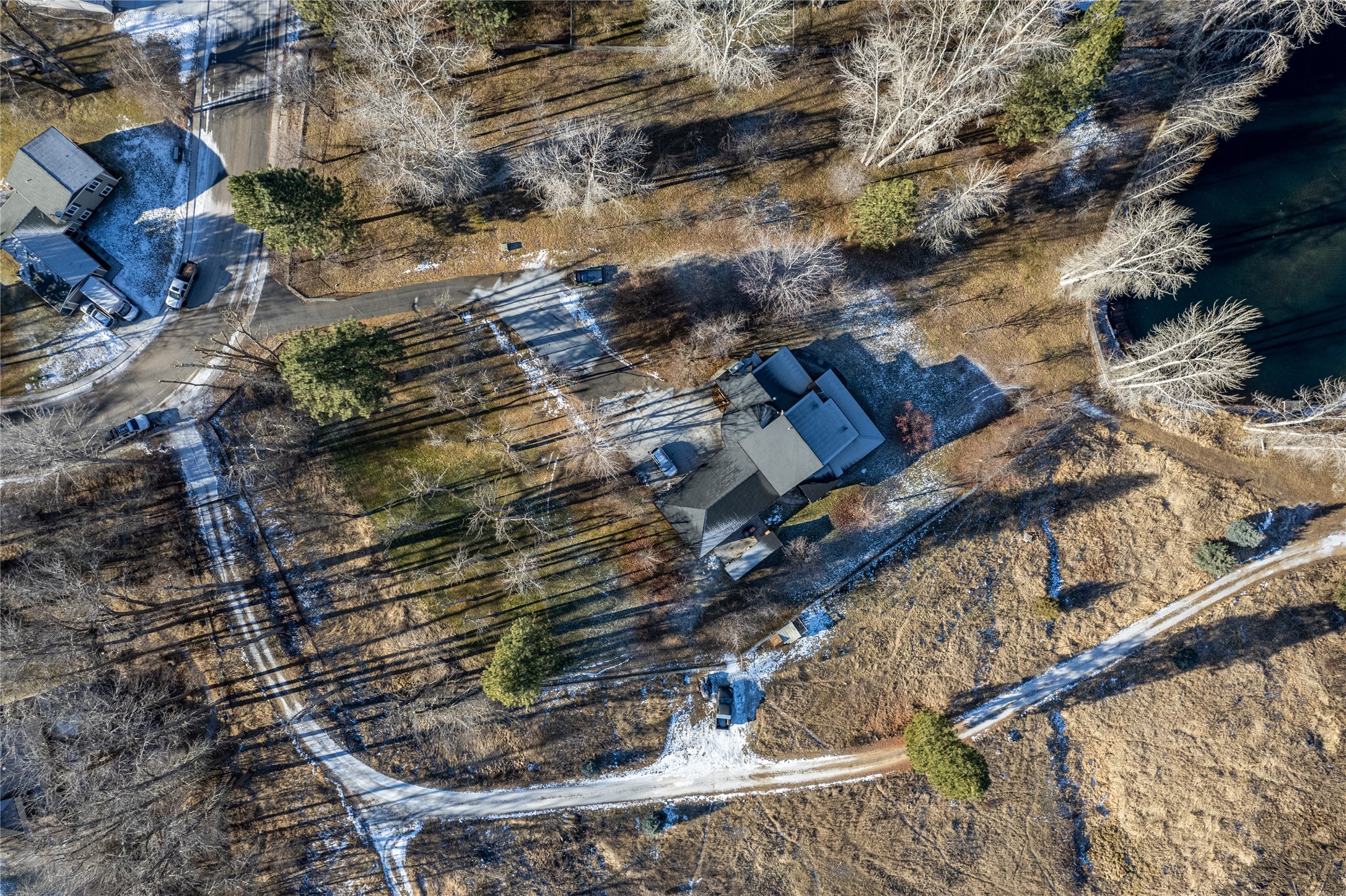 Lolo, Montana 59847, United States, 5 Bedrooms Bedrooms, ,5 BathroomsBathrooms,Residential,Active,67140