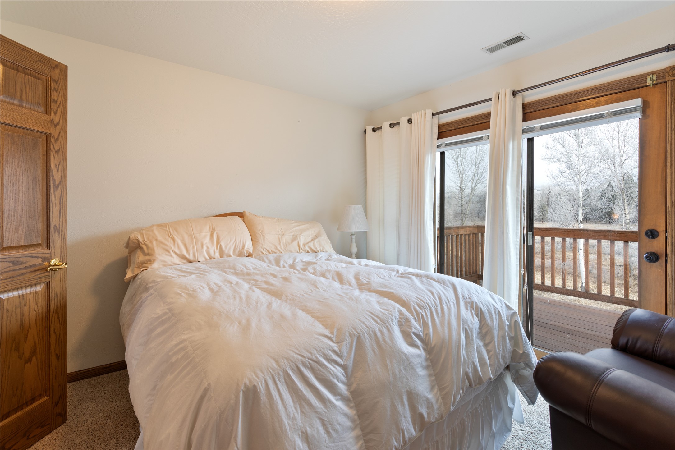 Lolo, Montana 59847, United States, 5 Bedrooms Bedrooms, ,5 BathroomsBathrooms,Residential,Active,67140