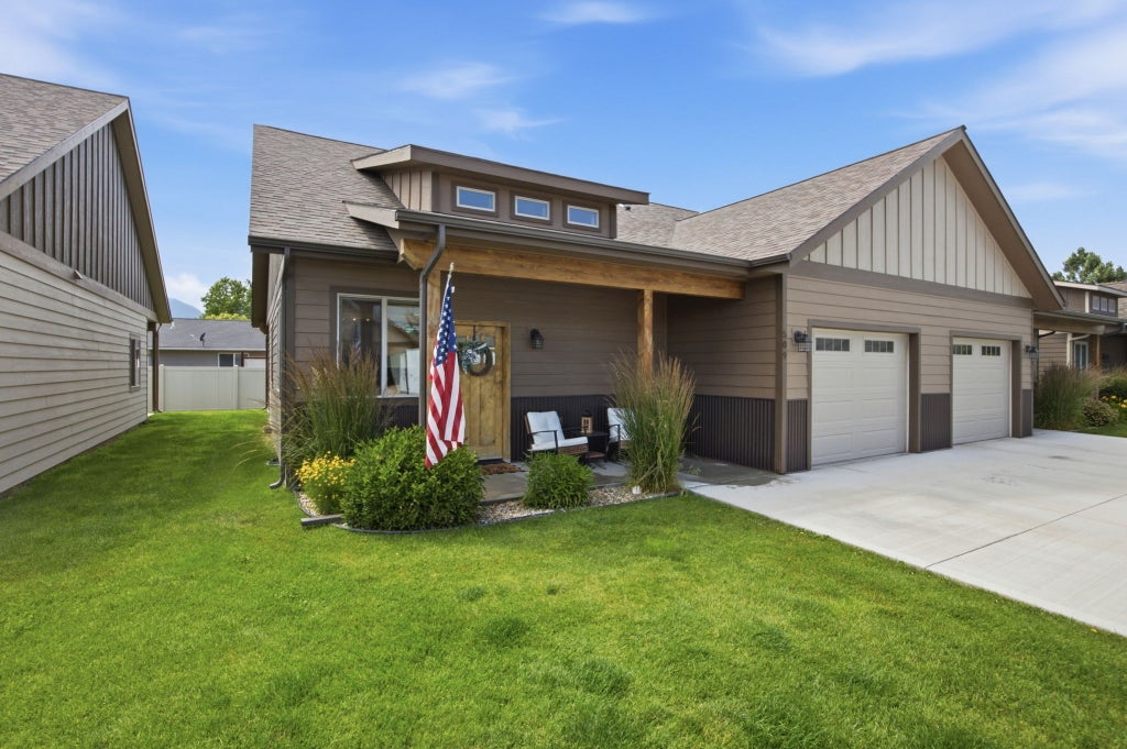 Photo of 509 Race Track Trail, Hamilton, MT 59840 (MLS # 30074124)