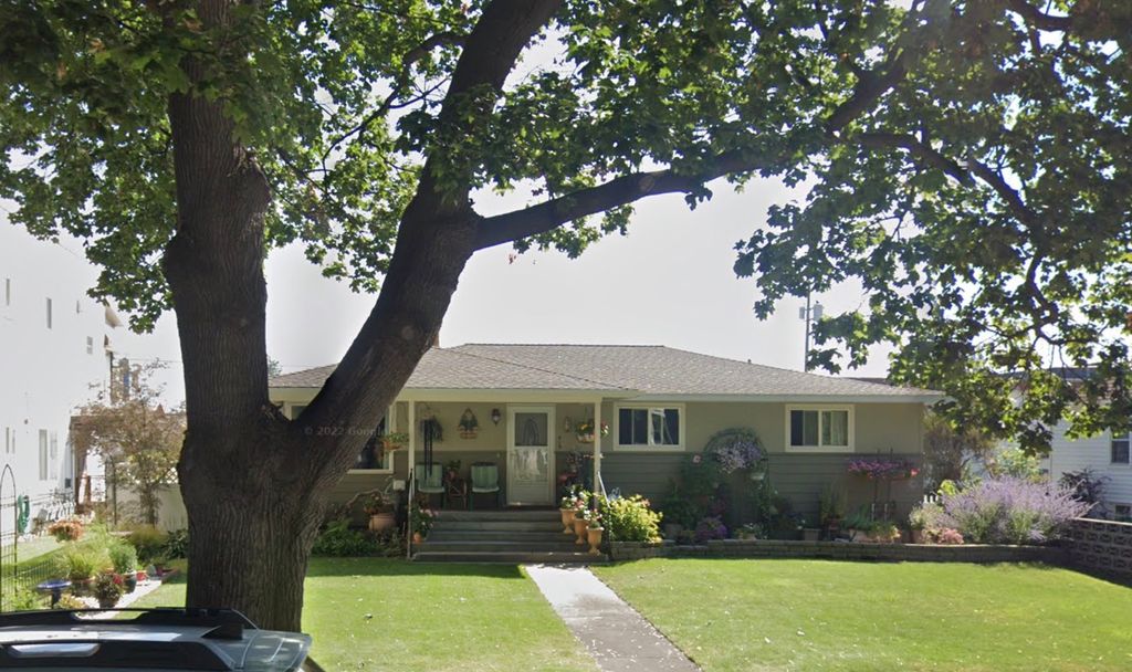 Photo of 418 S 2nd Street, Hamilton, MT 59840 (MLS # 30069904)