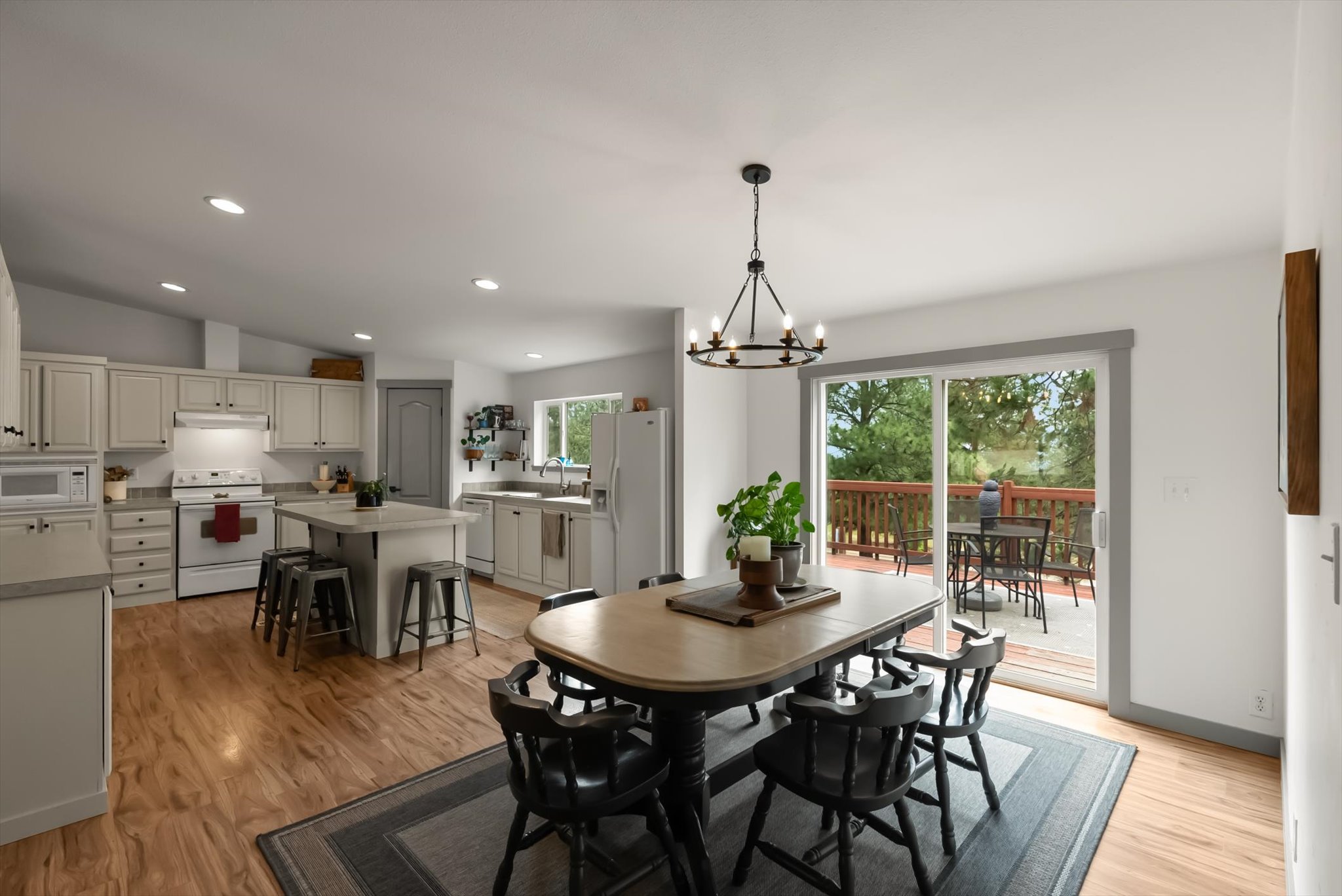 1186 Palisades Place