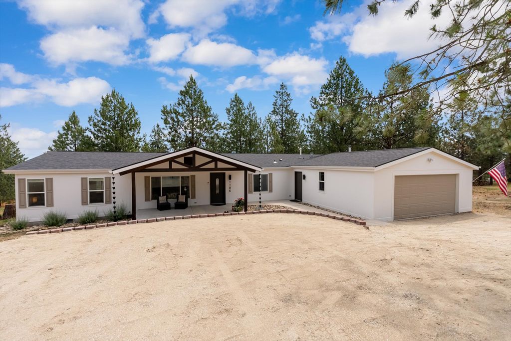 Photo of 1186 Palisades Place, Victor, MT 59875 (MLS # 30053042)