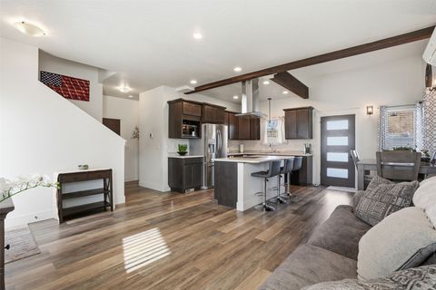 Tiny photo for 2044 Burlington Avenue #B, Missoula, MT 59801 (MLS # 30068325)