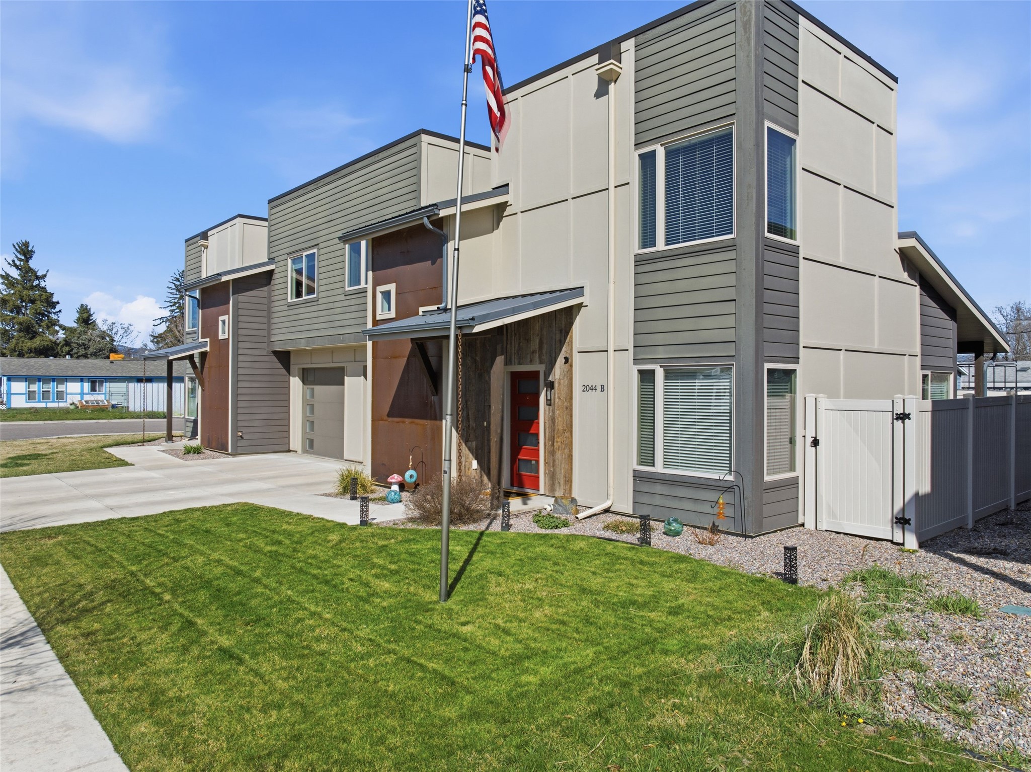 2044 Burlington Avenue B