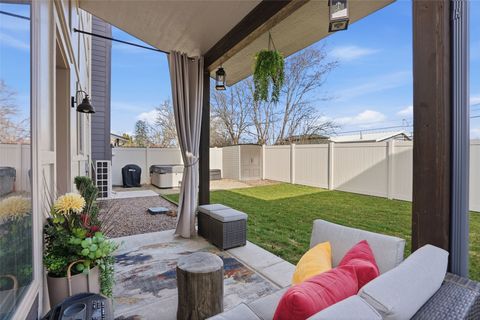 Tiny photo for 2044 Burlington Avenue #B, Missoula, MT 59801 (MLS # 30068325)