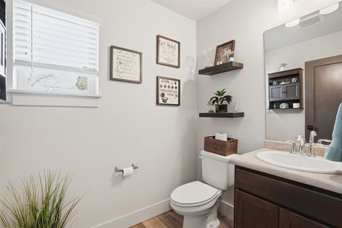 Tiny photo for 2044 Burlington Avenue #B, Missoula, MT 59801 (MLS # 30068325)