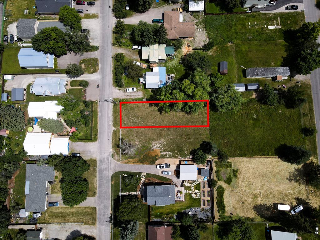 Photo of 317 3rd St W, Whitefish, MT 59937 (MLS # 30074867)