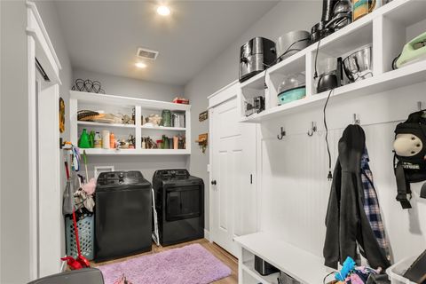 Tiny photo for 2610 Bowles Way, Billings, MT 59105 (MLS # 30071021)