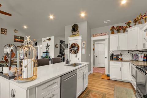 Tiny photo for 2610 Bowles Way, Billings, MT 59105 (MLS # 30071021)