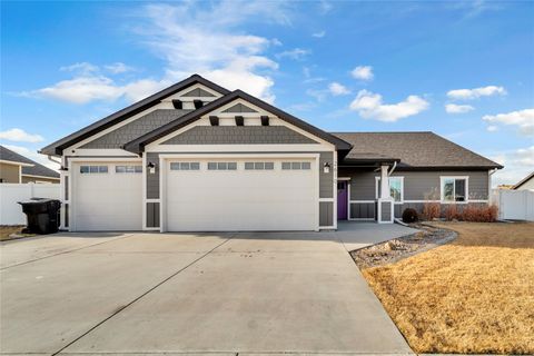 Photo of 2610 Bowles Way, Billings, MT 59105 (MLS # 30071021)