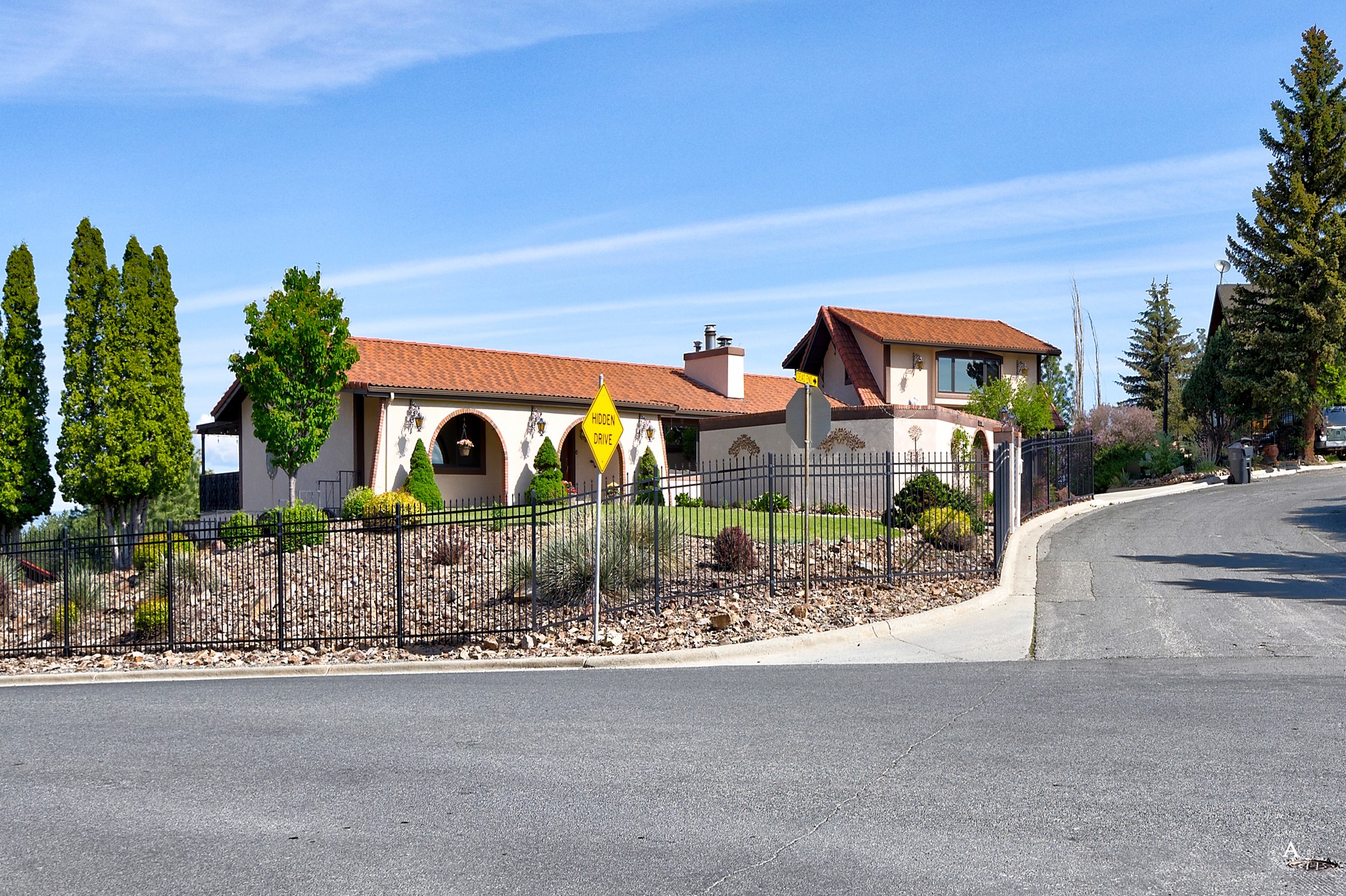 1644 Gold Rush Avenue