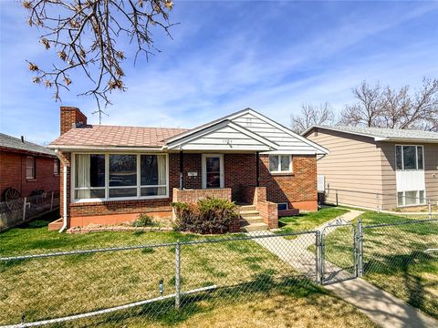 Photo of 1054 N Ewing Street, Helena, MT 59601 (MLS # 30068305)