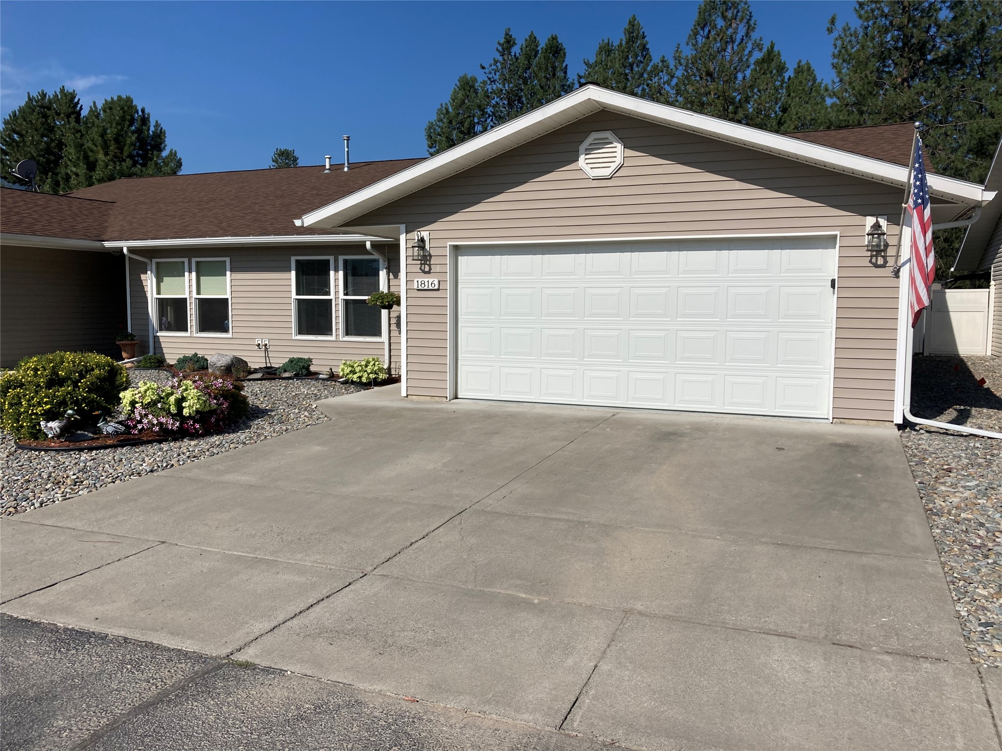 1816 Pine Tree Hollow