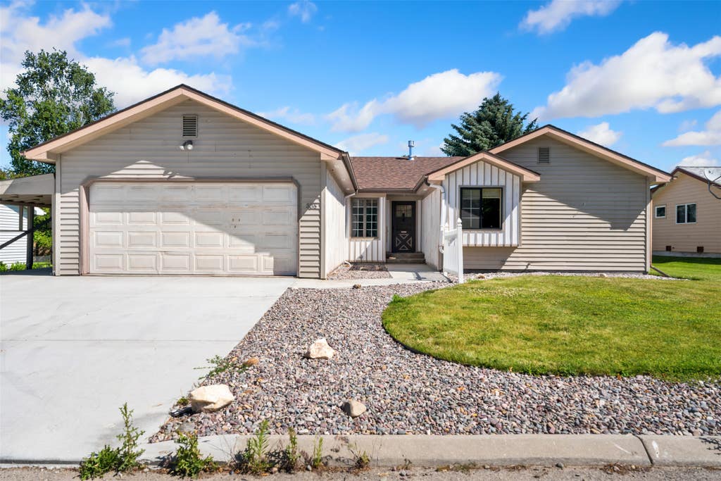 Photo of 306 11th Street, Stevensville, MT 59870 (MLS # 30073342)