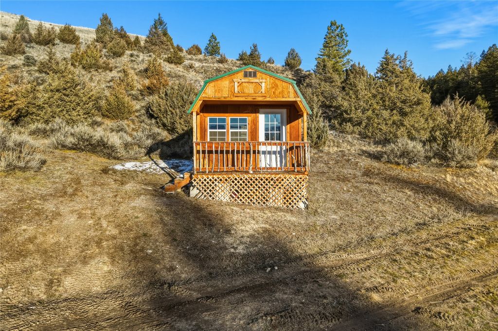 Photo of NHN Ridgeback Road, Corvallis, MT 59828 (MLS # 30065912)