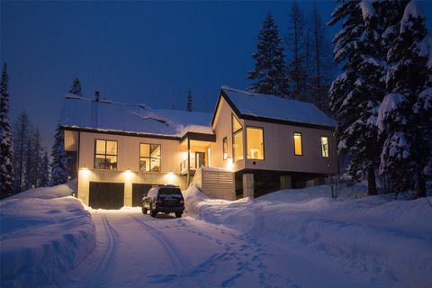 Photo of 15 Glades Crescent, Whitefish, MT 59937 (MLS # 30068560)