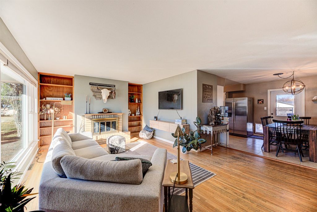 Photo of 2208 E Broadway Street, Helena, MT 59601 (MLS # 30065084)