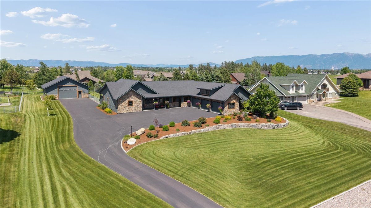 108 Stoneridge Drive