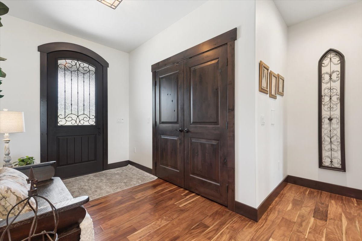 108 Stoneridge Drive