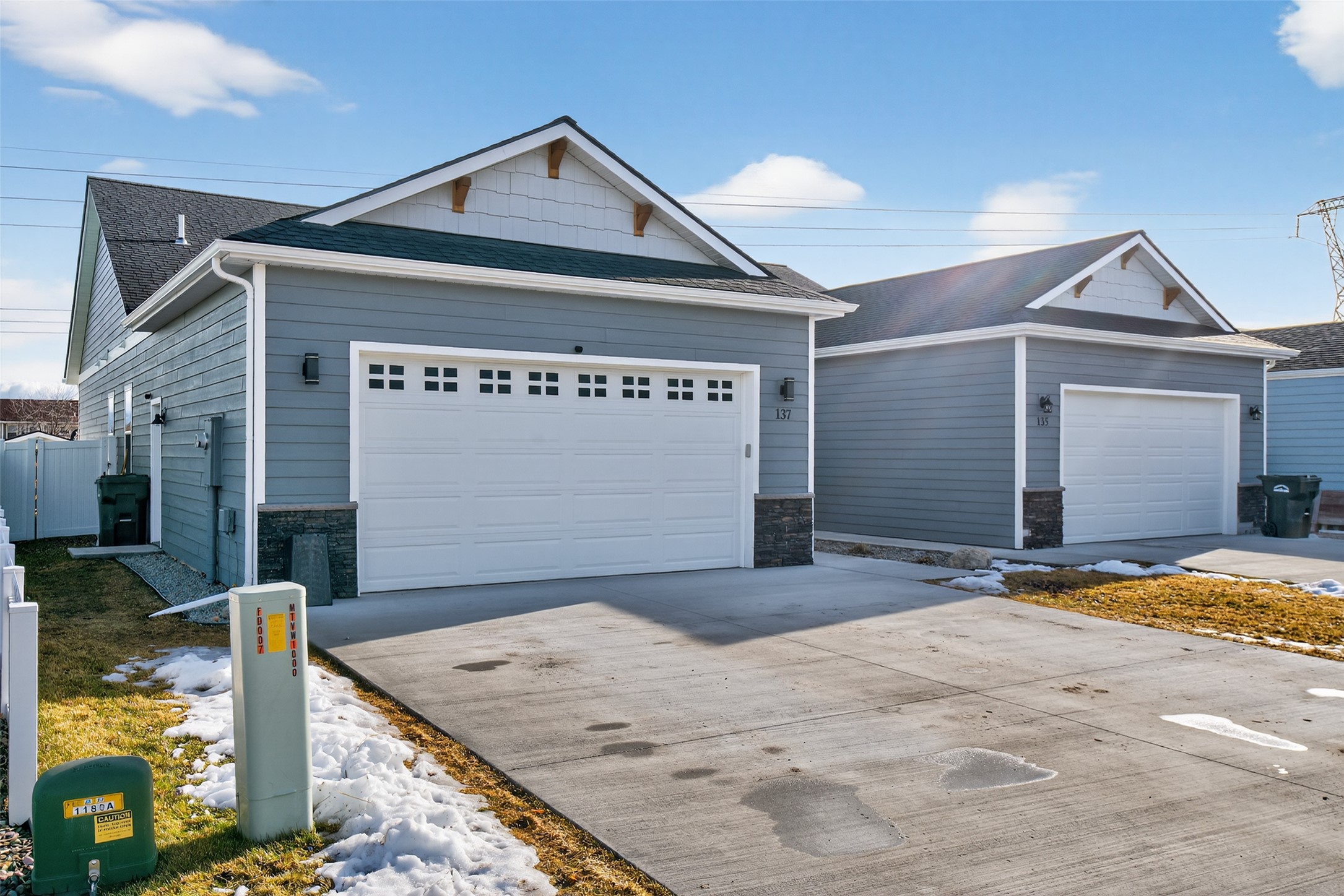 137 Looking Glass Avenue