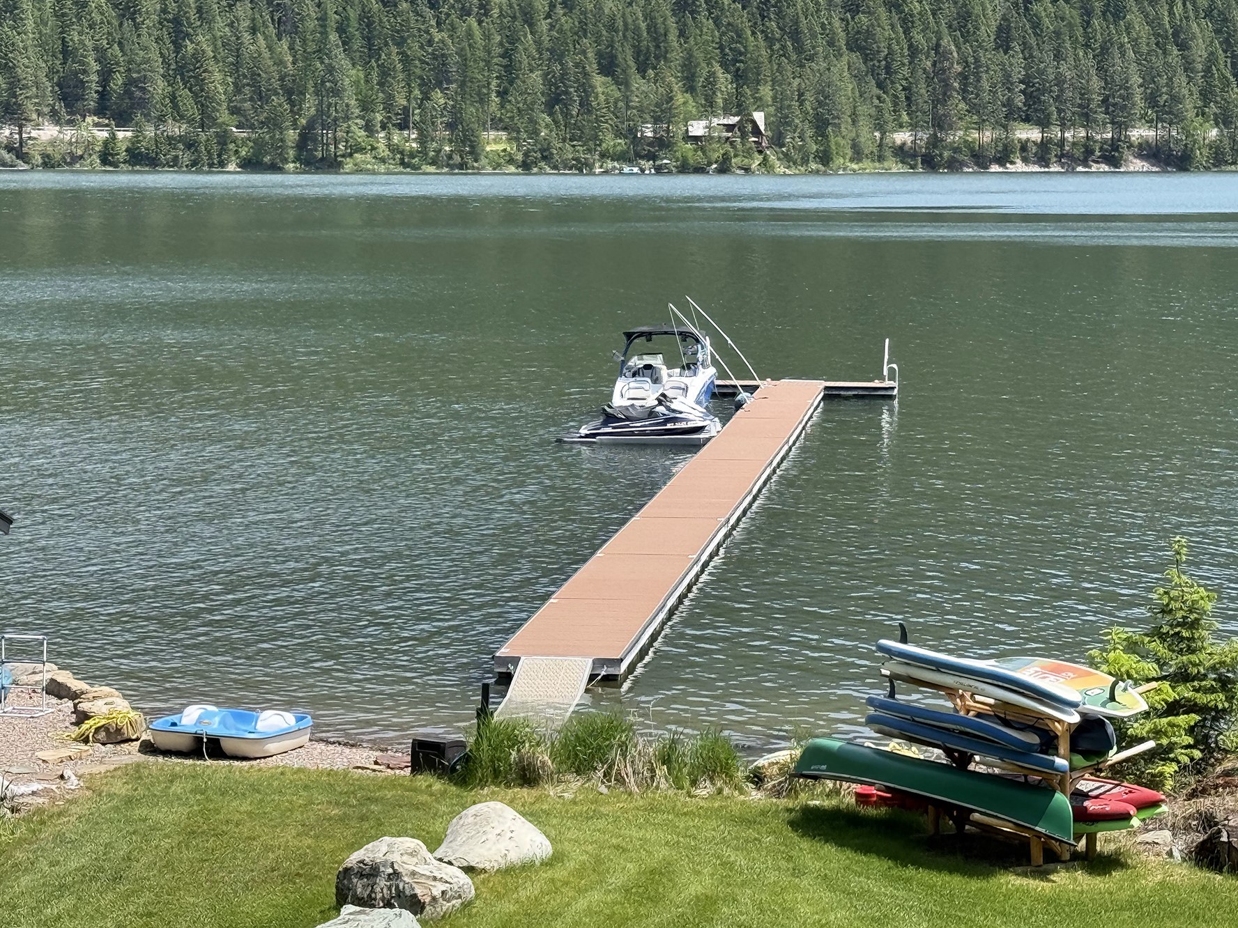 17562 W Swan Shores Road