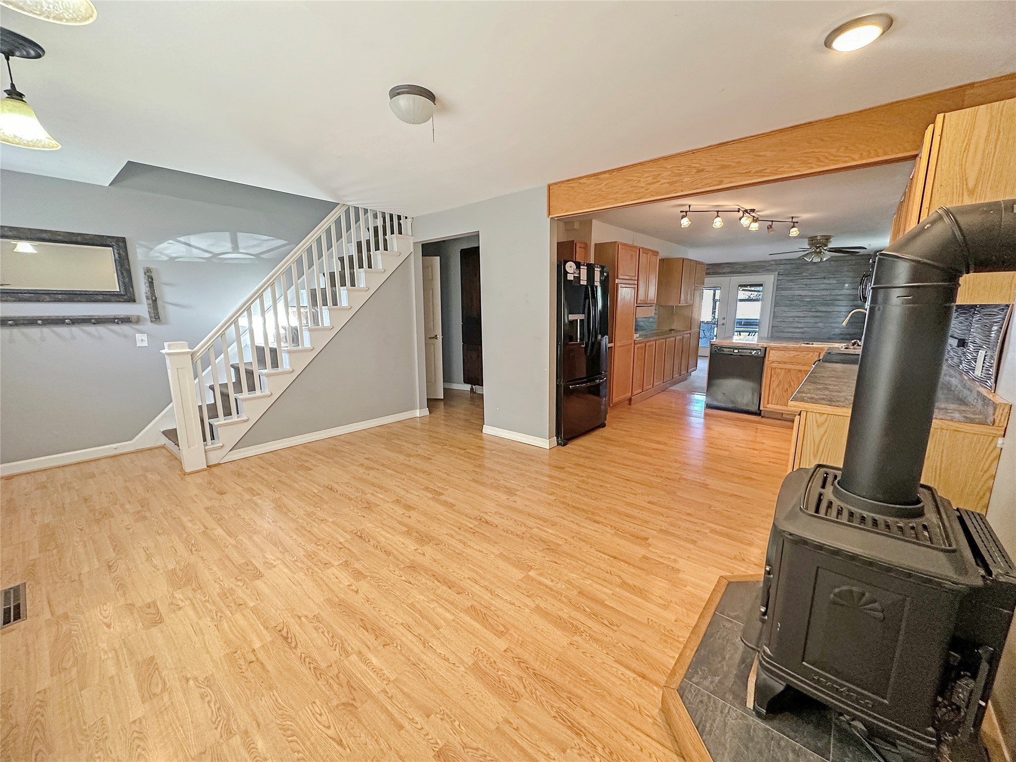 234 4th Avenue SE