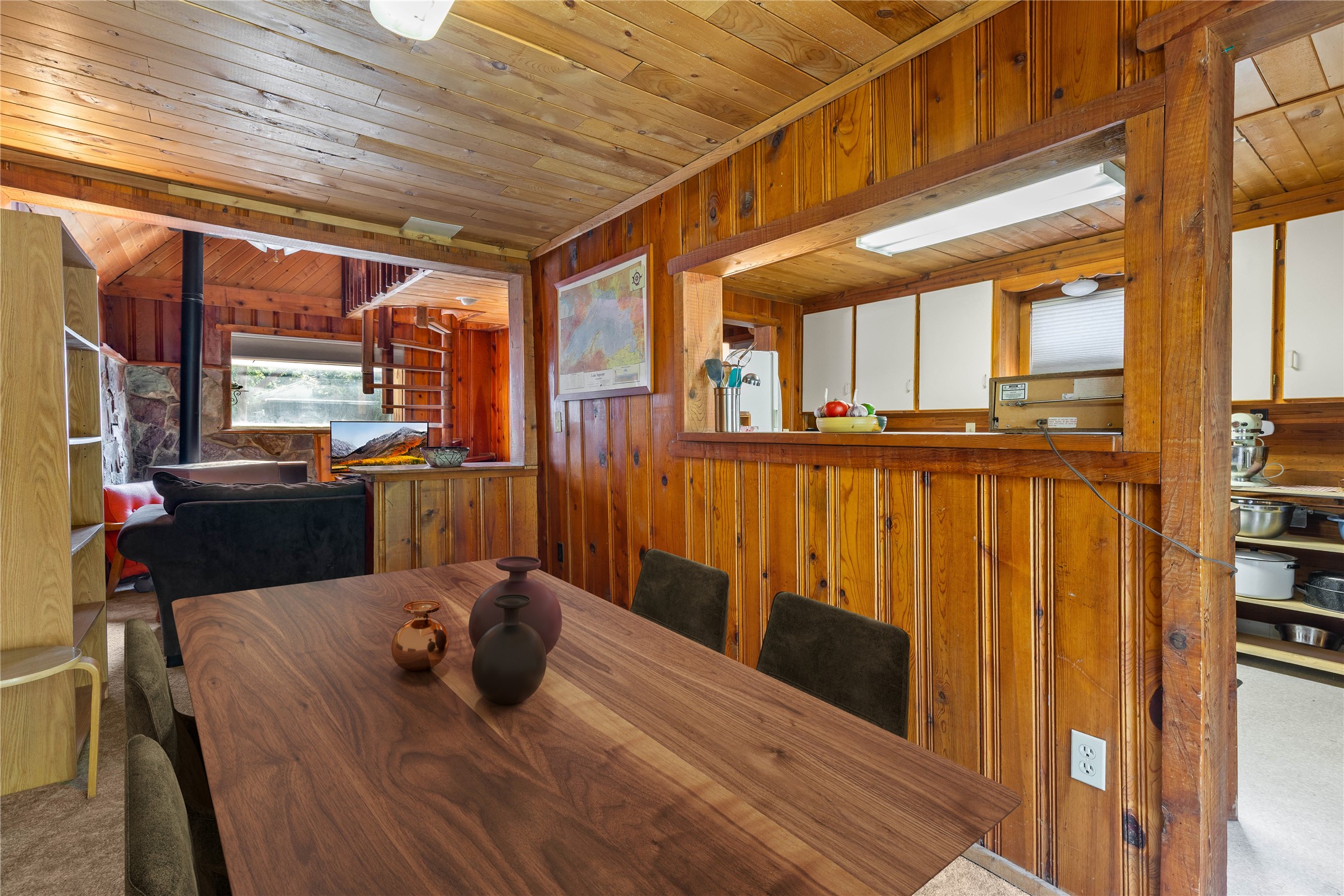 Missoula, Montana 59801, United States, 1 Bedroom Bedrooms, ,1 BathroomBathrooms,Residential,Pending,207536