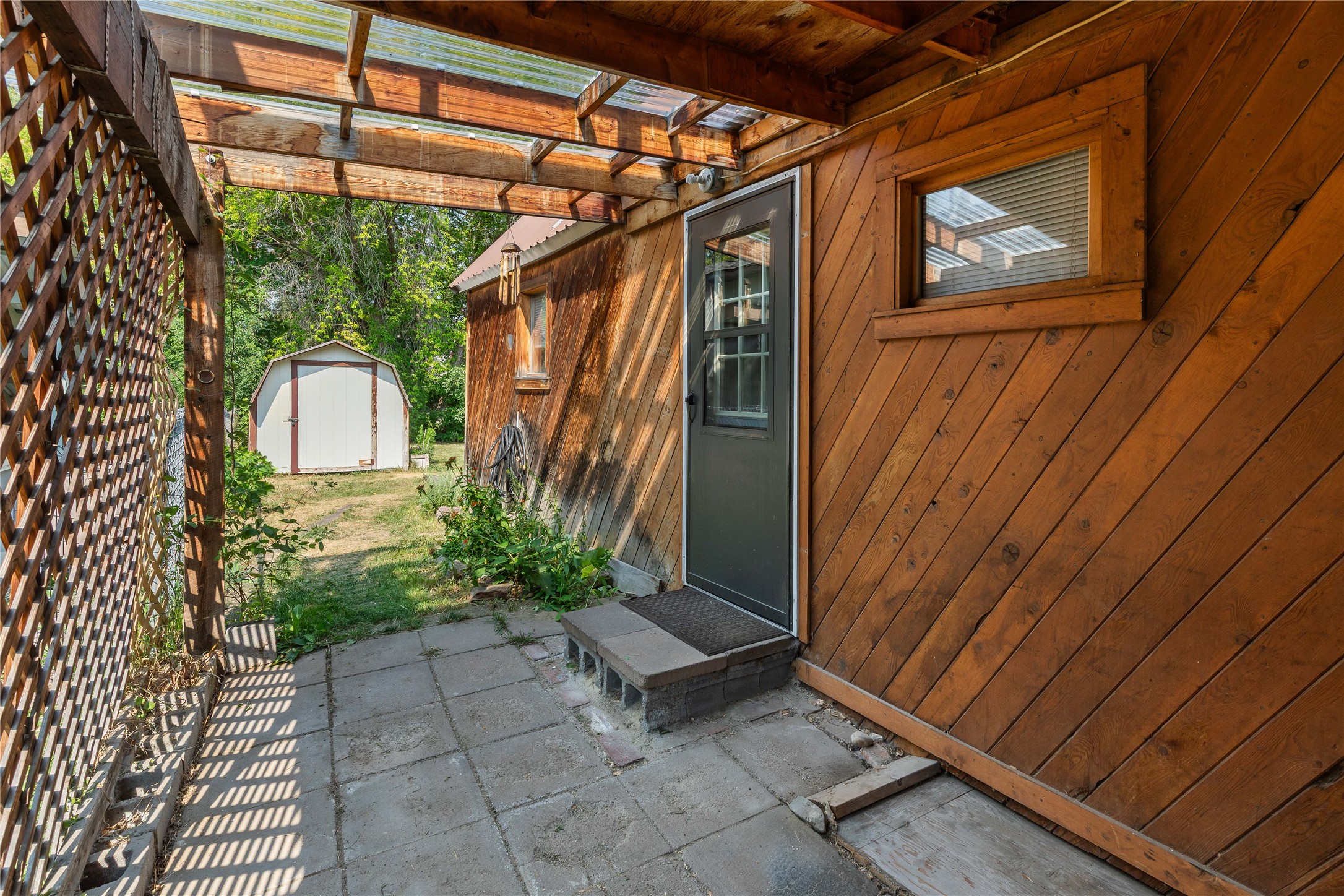 Missoula, Montana 59801, United States, 1 Bedroom Bedrooms, ,1 BathroomBathrooms,Residential,Pending,207536