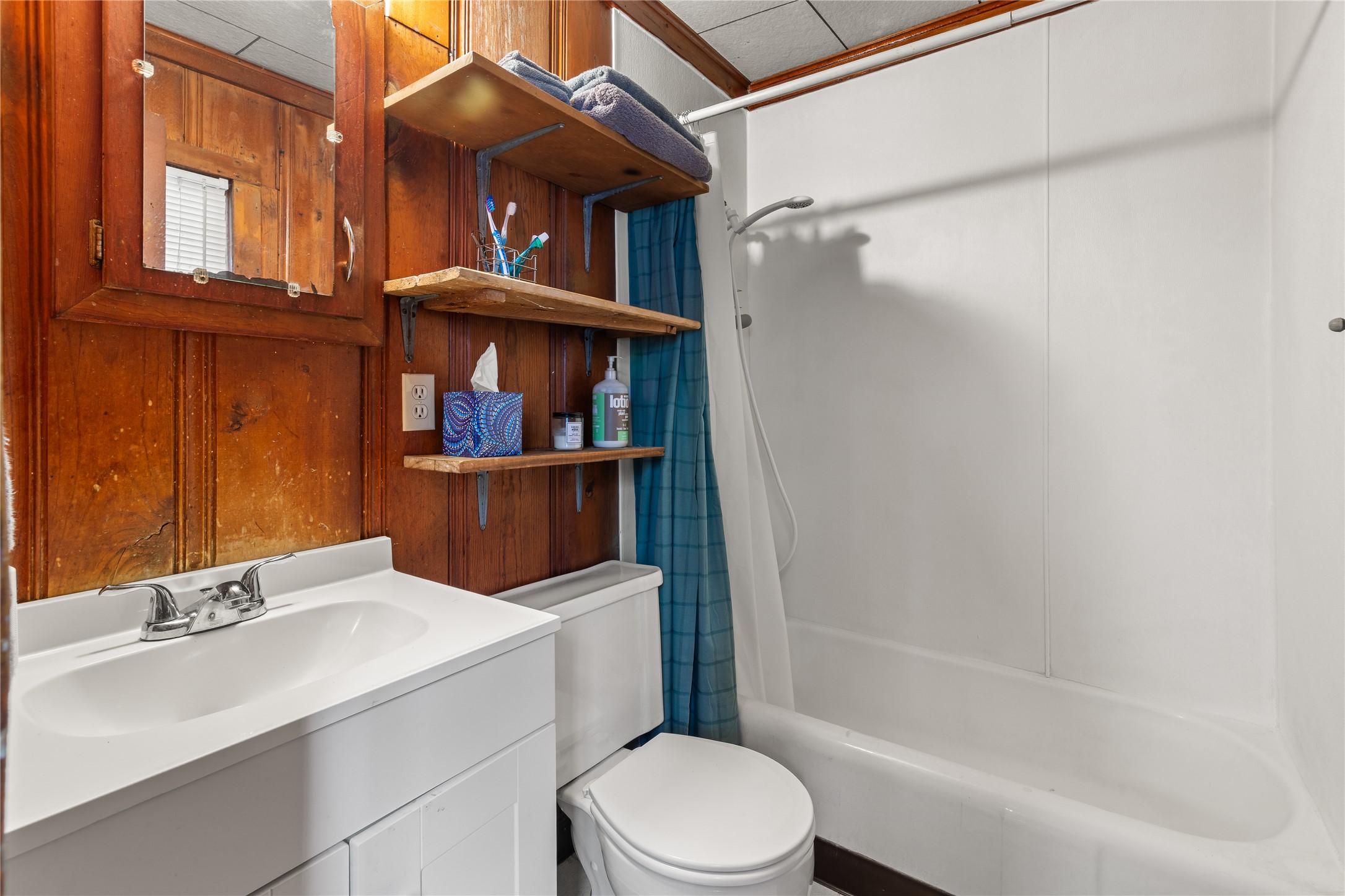 Missoula, Montana 59801, United States, 1 Bedroom Bedrooms, ,1 BathroomBathrooms,Residential,Pending,207536