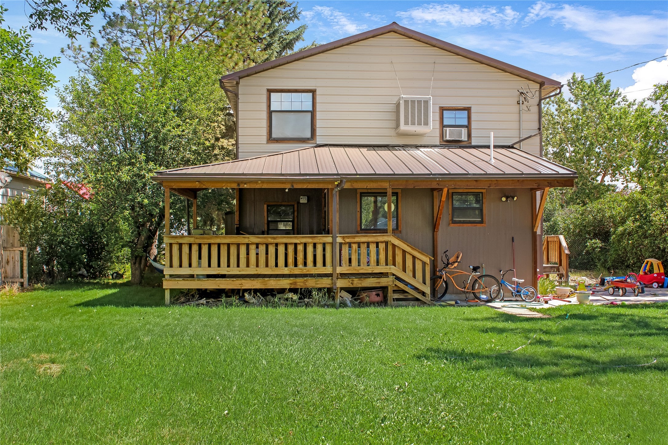 122 E Richland Avenue