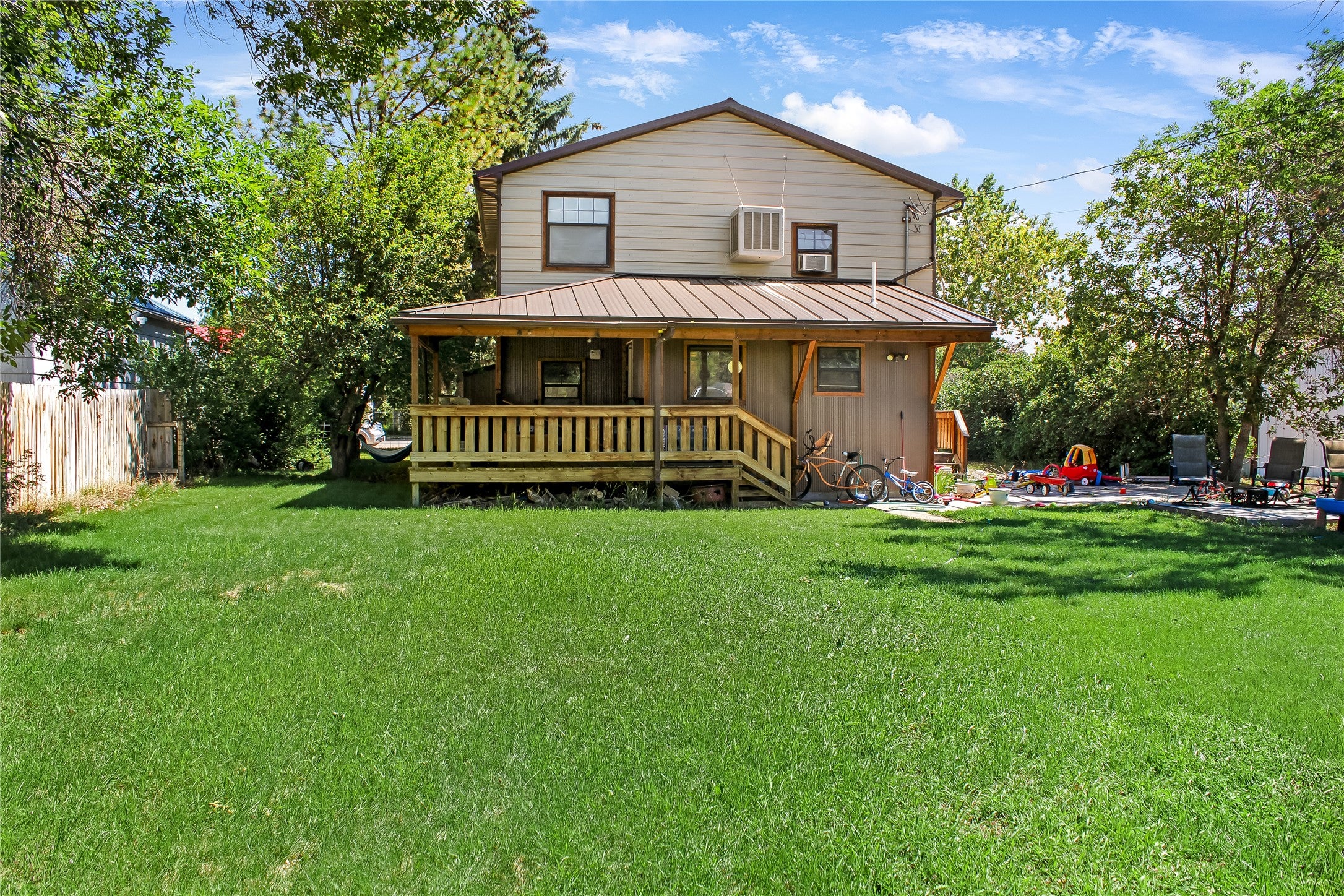 122 E Richland Avenue