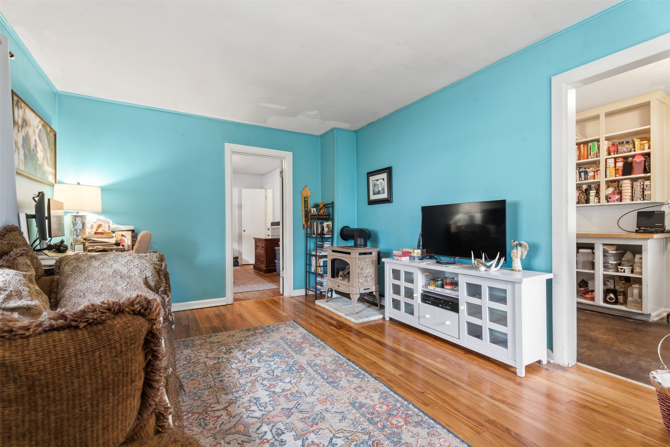 841 S 6th Street W