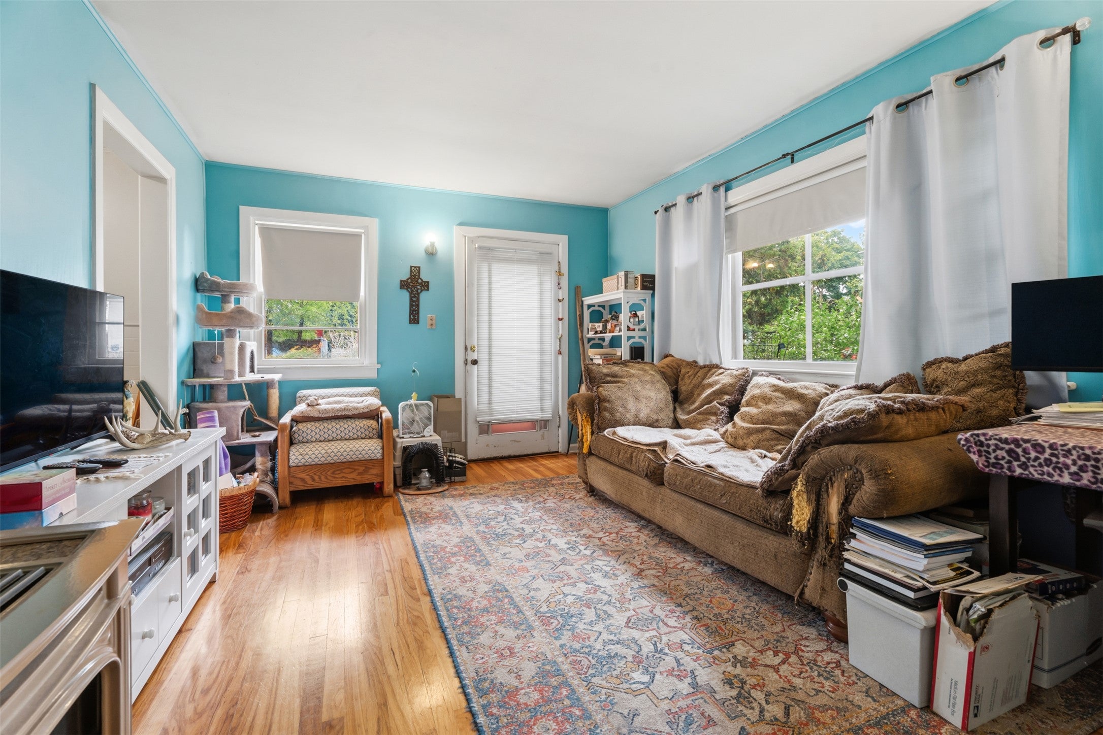 841 S 6th Street W