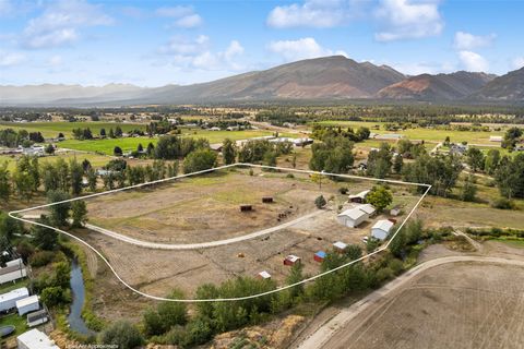 649 Grantsdale Road Hamilton MT 59840