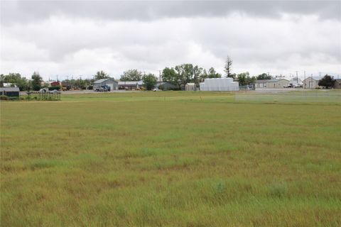 918 Dupuyer Avenue Valier MT 59486